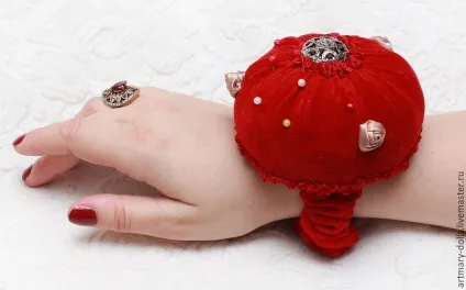 Робимо игольниц-браслет за сорок хвилин - ярмарок майстрів - ручна робота, handmade (оксамит) Робимо игольниц-браслет за сорок хвилин - ярмарок майстрів - ручна робота, handmade