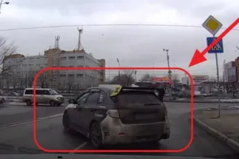 Дівчина не знала, що її знімають, і зробила те, від чого очі лізуть на лоба!