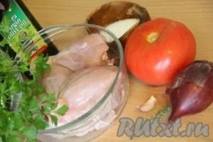 Домашня курка в рукаві в духовці - готуємо покроково з фото