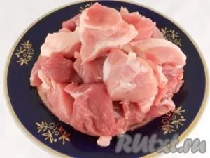 Домашня курка в рукаві в духовці - готуємо покроково з фото