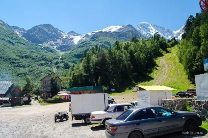 Екскурсія на Ельбрус, Чегет і галявину нарзанов, Приельбруссі