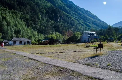 Екскурсія на Ельбрус, Чегет і галявину нарзанов, Приельбруссі