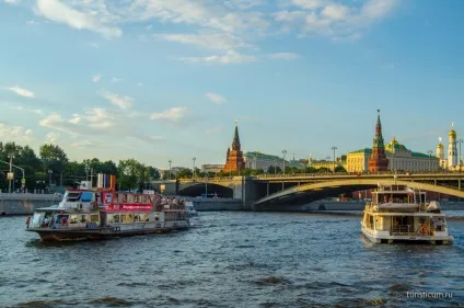 Екскурсія по москві-річці або річкова прогулянка на теплоході (причалу «Київський вокзал») Екскурсія по москві-річці або річкова прогулянка на теплоході