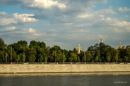Екскурсія по москві-річці або річкова прогулянка на теплоході (причалу «Київський вокзал») Екскурсія по москві-річці або річкова прогулянка на теплоході