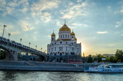 Екскурсія по москві-річці або річкова прогулянка на теплоході (екскурсія) Екскурсія по москві-річці або річкова прогулянка на теплоході
