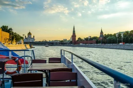 Екскурсія по москві-річці або річкова прогулянка на теплоході (екскурсія) Екскурсія по москві-річці або річкова прогулянка на теплоході