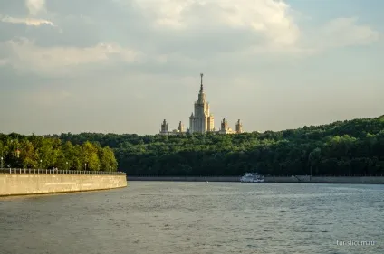 Екскурсія по москві-річці або річкова прогулянка на теплоході (річкова) Екскурсія по москві-річці або річкова прогулянка на теплоході