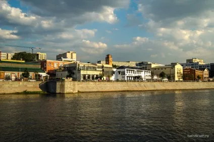 Екскурсія по москві-річці або річкова прогулянка на теплоході (прогулянка) Екскурсія по москві-річці або річкова прогулянка на теплоході