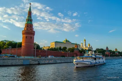 Екскурсія по москві-річці або річкова прогулянка на теплоході (причалу «Київський вокзал») Екскурсія по москві-річці або річкова прогулянка на теплоході