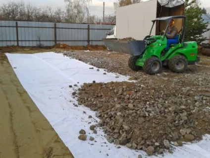 Екопарковка в заміському будинку (має на увазі сама конструкція) Екопарковка в заміському будинку