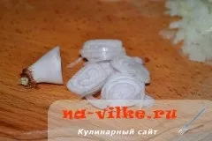 Нарізка цибулі основні способи, форми і секрети (лука) Нарізка цибулі основні способи, форми і секрети