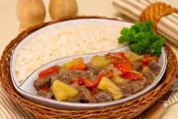 Яловичина з солодким перцем (сіль перець чорний) Яловичина з солодким перцем