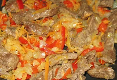 яловичина тушкована