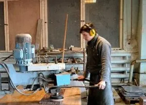 Інструмент для обробки каменю