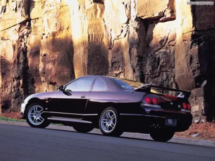 Nissan skyline історія
