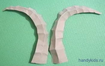 Як і з чого зробити роги для маски кози або барана