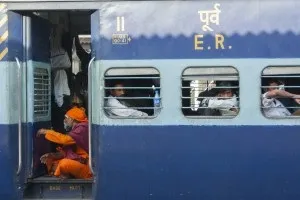 Як ми добиралися до гоа, рай на землі (Delhi railway station) Як ми добиралися до гоа, рай на землі