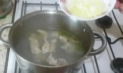 Як приготувати улюблене російське блюдо - щі зі свіжої капусти (свіжої) Як приготувати улюблене російське блюдо - щі зі свіжої капусти