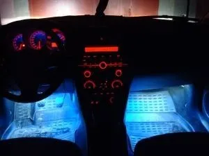 Як зробити підсвічування ніг в автомобілі своїми руками правильний тюнінг - твій АВТОПУЛЬС (буде) Як зробити підсвічування ніг в автомобілі своїми руками правильний тюнінг - твій АВТОПУЛЬС