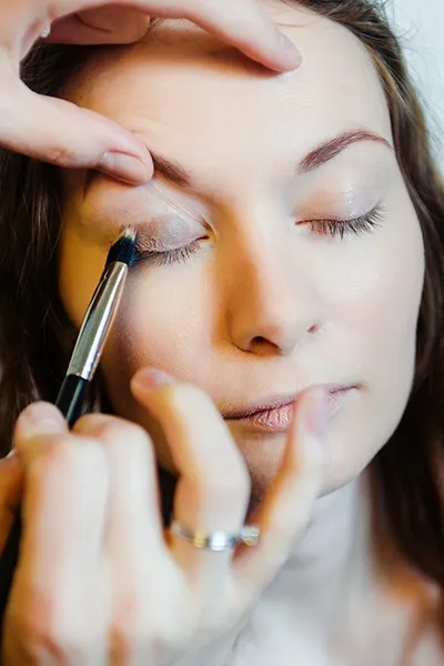 Як зробити модні смоки-айз покроковий урок, beauty insider (mac) Як зробити модні смоки-айз покроковий урок, beauty insider