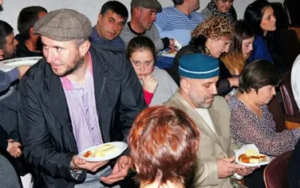 Як сказати по-дагестанських - здрастуйте - дізналися Новомосковсктелі на святі дагестанської культури, (дагестанської) Як сказати по-дагестанських - здрастуйте - дізналися Новомосковсктелі на святі дагестанської культури,