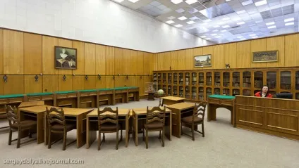 Як вчаться в МДІМВ