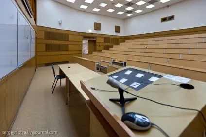 Як вчаться в МДІМВ