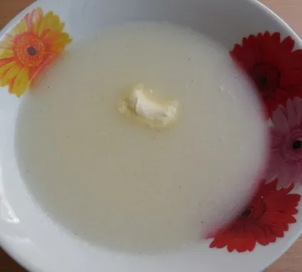 Як варити манну кашу на воді - смачно і без грудочок (кашу) Як варити манну кашу на воді - смачно і без грудочок