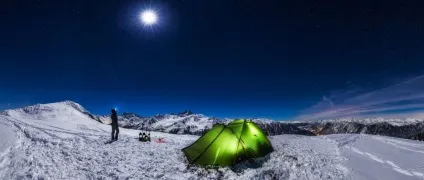 Як вибрати намет для походу, три вершини