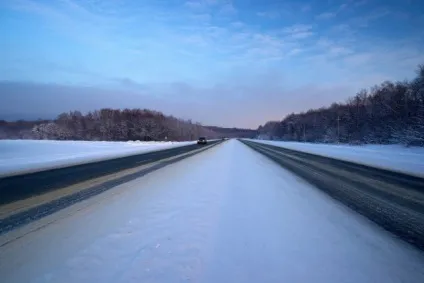 Як вижити на дорозі поради водіям і пішоходам (ногу педаль гальма) Як вижити на дорозі поради водіям і пішоходам