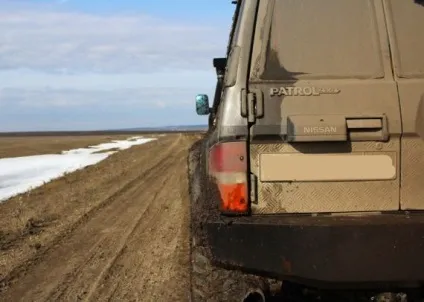 Як витягнути машину з грязі одному 9 рад - твій АВТОПУЛЬС (просто) Як витягнути машину з грязі одному 9 рад - твій АВТОПУЛЬС