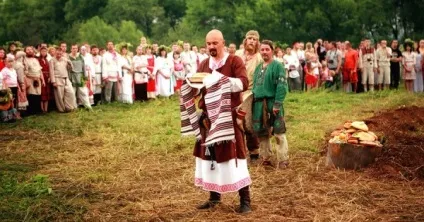Як жити в своїй культурі, гіпотези і факти (своєї) Як жити в своїй культурі, гіпотези і факти