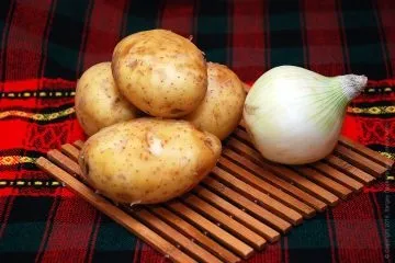 Картопля з грибами - смачне сезонне блюдо для сніданку