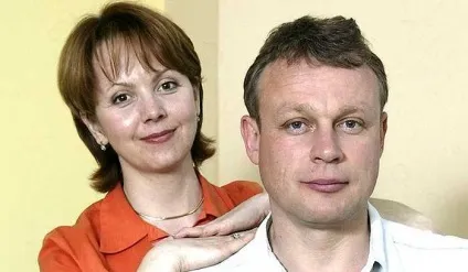 Вони розлучилися, щоб бути разом (розлучилися) Вони розлучилися, щоб бути разом