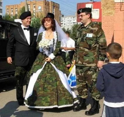 Вони хотіли красиве весілля, але щось пішло не так - фото - кріп (фото) Вони хотіли красиве весілля, але щось пішло не так - фото - кріп