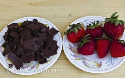 Полуниця в шоколаді рецепт з фото - покрокове приготування (рецепт) Полуниця в шоколаді рецепт з фото - покрокове приготування