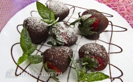 Полуниця в шоколаді рецепт з фото - покрокове приготування (полуниця в шоколаді покроково) Полуниця в шоколаді рецепт з фото - покрокове приготування