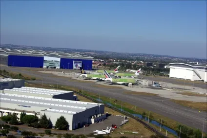 Дещо про повітряних автобусах або що таке літак аеробус (airbus), авіація, зрозуміла всім (аеробус) Дещо про повітряних автобусах або що таке літак аеробус (airbus), авіація, зрозуміла всім
