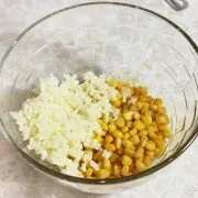 Крабовий салат з кукурудзою і рисом - покроковий рецепт приготування з фото (крабовий салат з кукурудзою і рисом) Крабовий салат з кукурудзою і рисом - покроковий рецепт приготування з фото