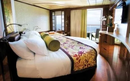 Круїзний лайнер «norwegian epic»