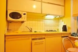 Куди поставити мікрохвильовку в маленькій кухні варіанти розміщення, фото (поставити) Куди поставити мікрохвильовку в маленькій кухні варіанти розміщення, фото