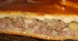 Кулеб'яка з м'ясом і картоплею - домашні рецепти (випічка з тіста) Кулеб'яка з м'ясом і картоплею - домашні рецепти