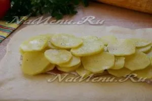 Кулеб'яка з м'ясом і картоплею, рецепт з фото (мука) Кулеб'яка з м'ясом і картоплею, рецепт з фото