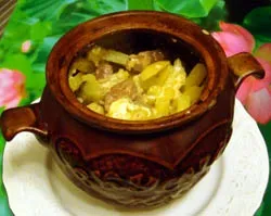 Курка з грибами під сиром