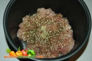 Куряче філе в мультиварці Панасонік