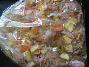 Курочка в рукаві - прості рецепти (курочка) Курочка в рукаві - прості рецепти