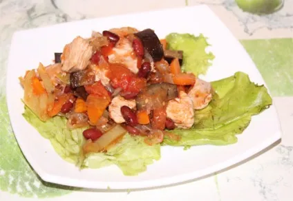Курка з квасолею і овочами в мультиварці (курка) Курка з квасолею і овочами в мультиварці