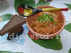 Квашена капуста тушкована з м'ясом, майже що бігос (бігос) Квашена капуста тушкована з м'ясом, майже що бігос