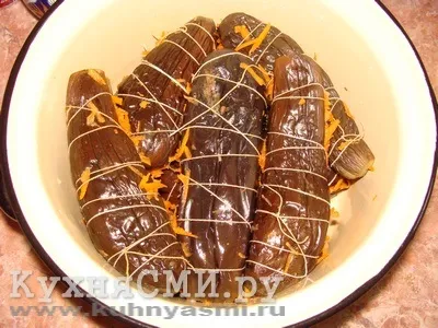 Квашені баклажани фаршировані морквою (квашені баклажани фаршировані) Квашені баклажани фаршировані морквою