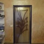 Оздоблення стін у передпокої штукатуркою